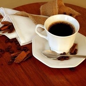 Meet your Posher, Nisrine